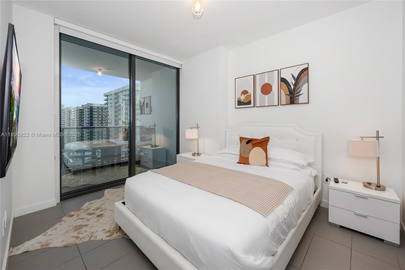 1600 NE 1st Ave # 2809