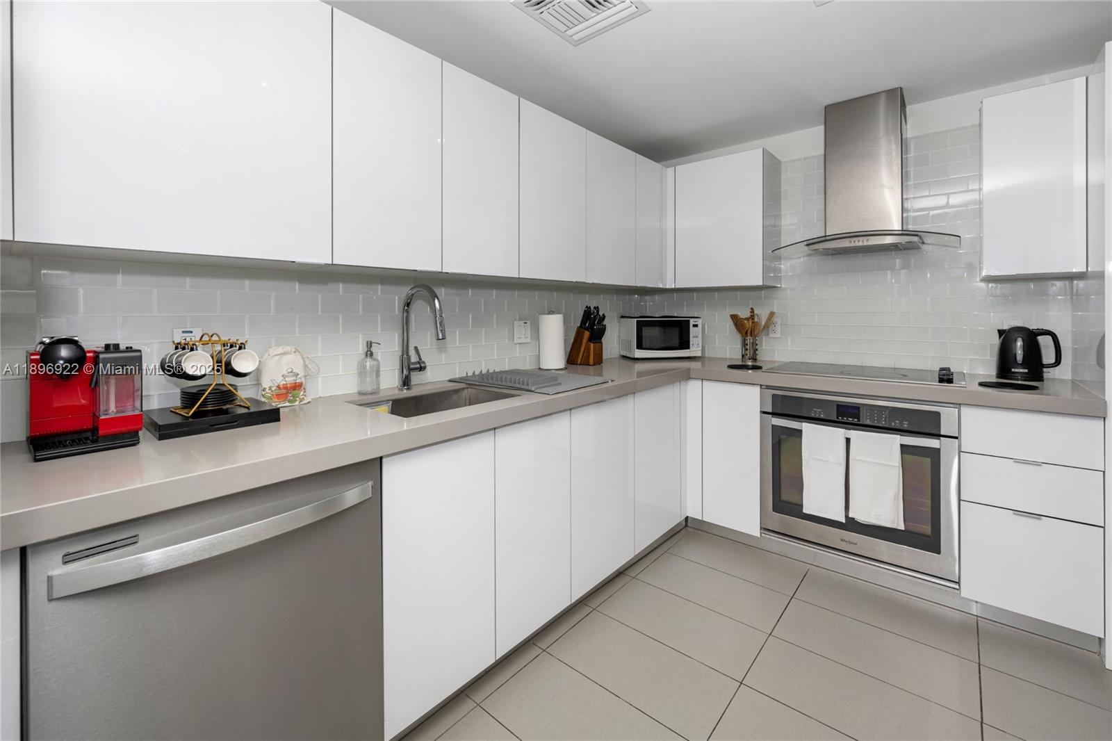 1600 NE 1st Ave # 2809