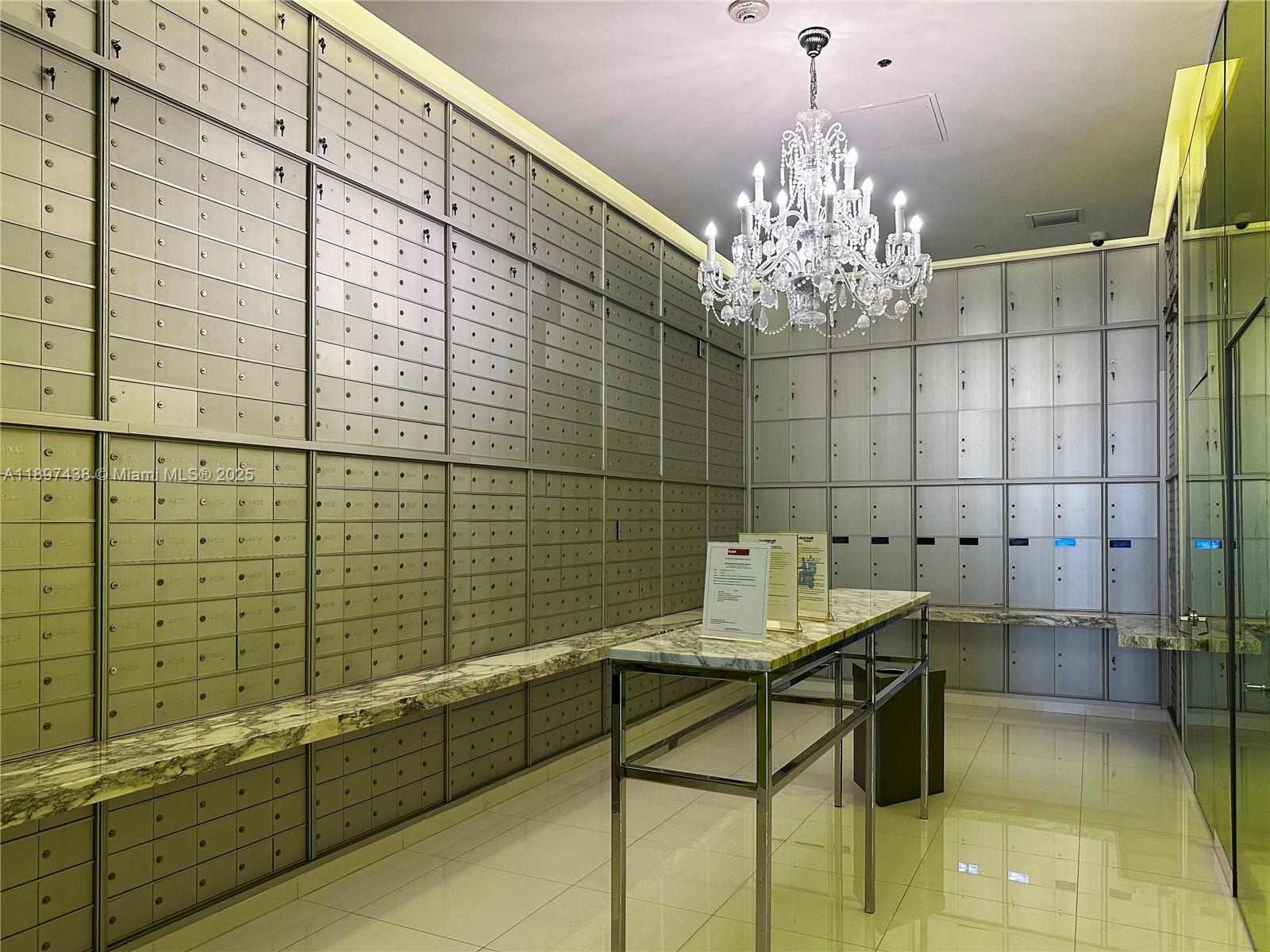 465 Brickell Ave # 2702, Miami Unit: 2702