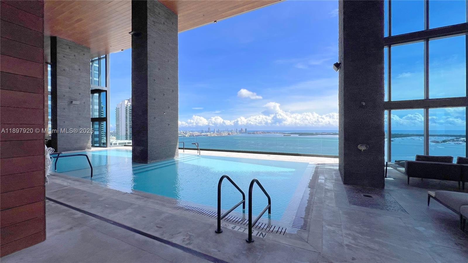 1451 Brickell Ave # 2406