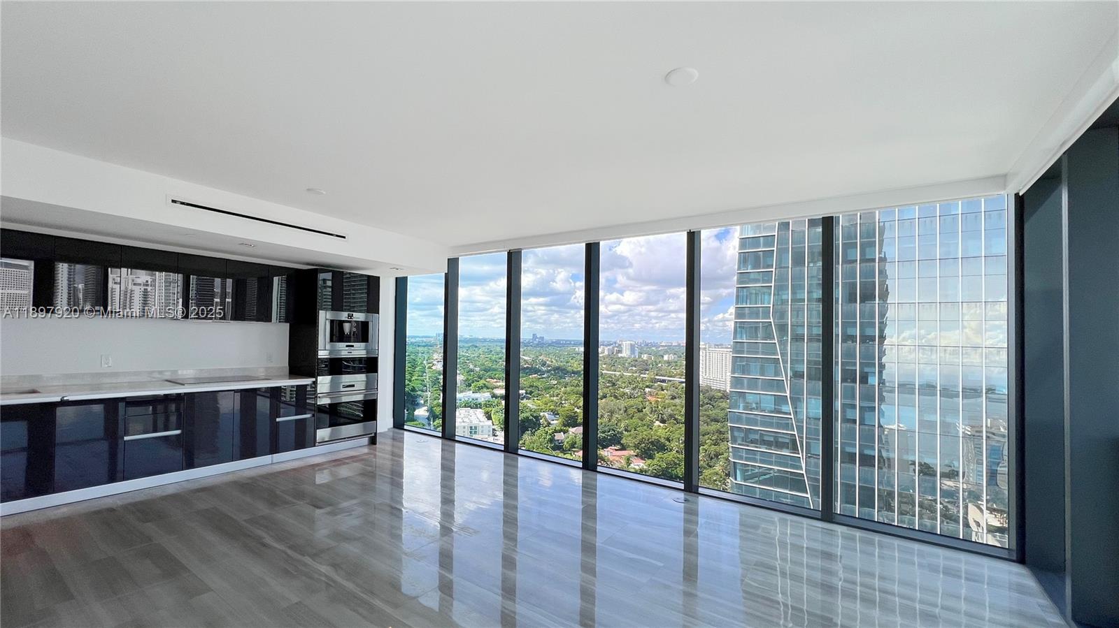 1451 Brickell Ave # 2406