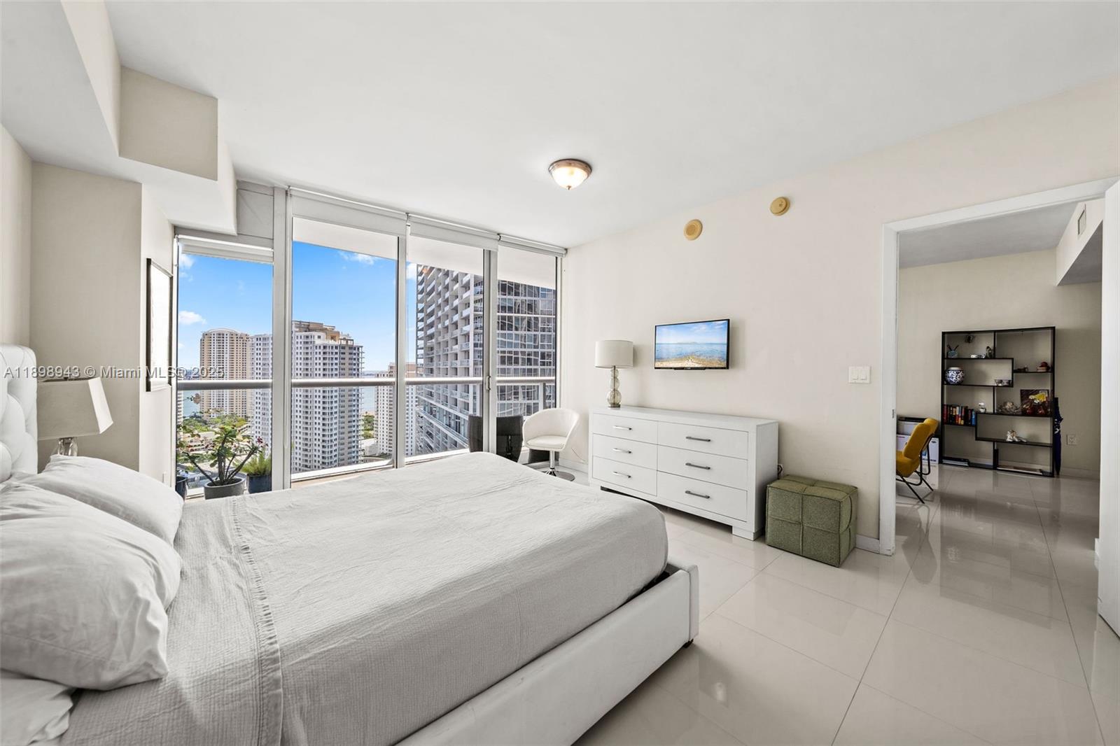 485 Brickell Ave # 2611, Miami Unit: 2611