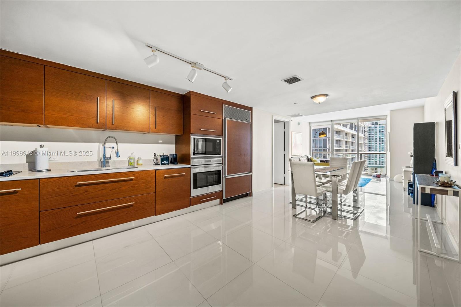 485 Brickell Ave # 2611, Miami Unit: 2611
