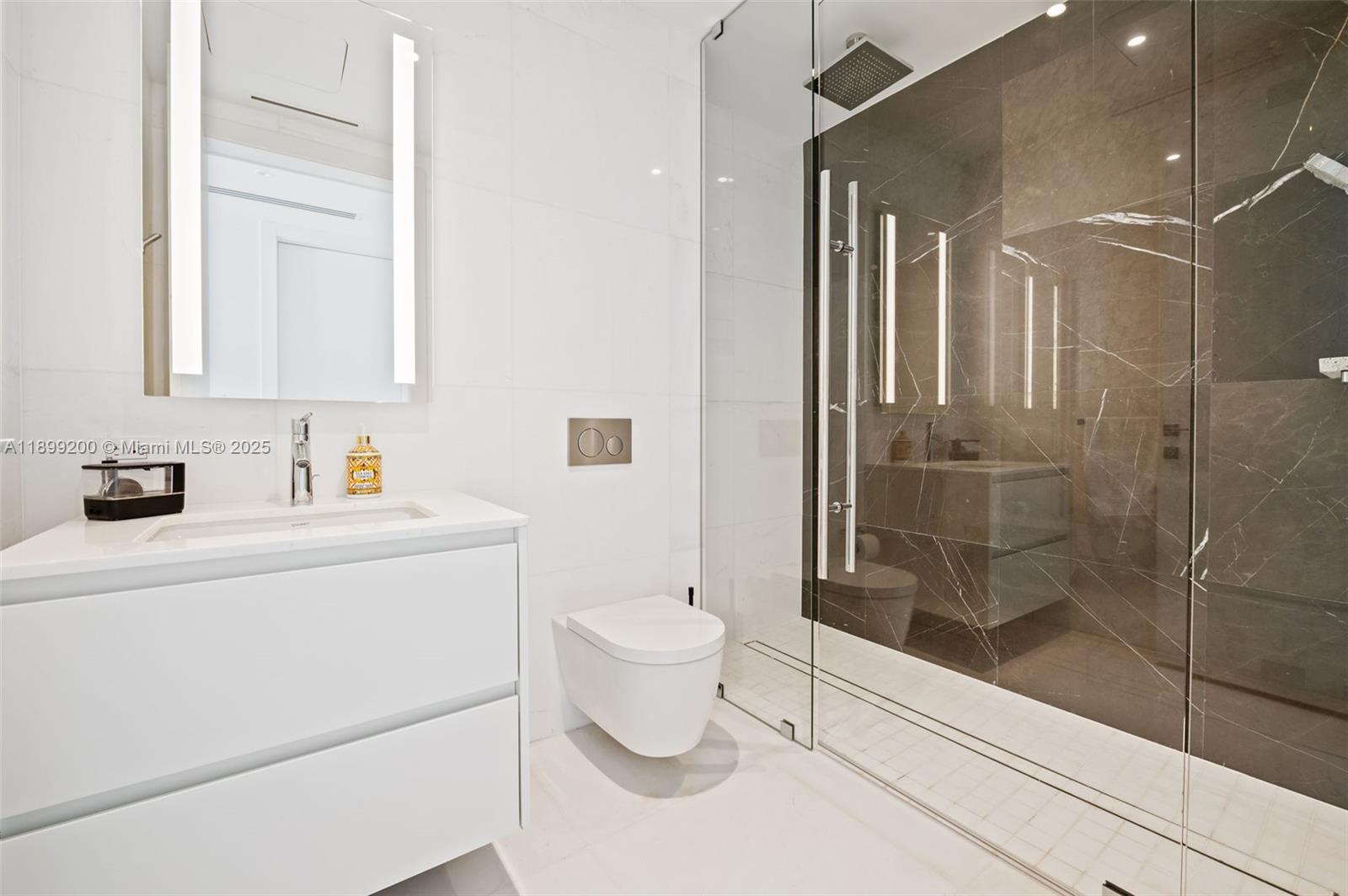 300 Biscayne Boulevard Way # 4909W, Miami Unit: 4909W