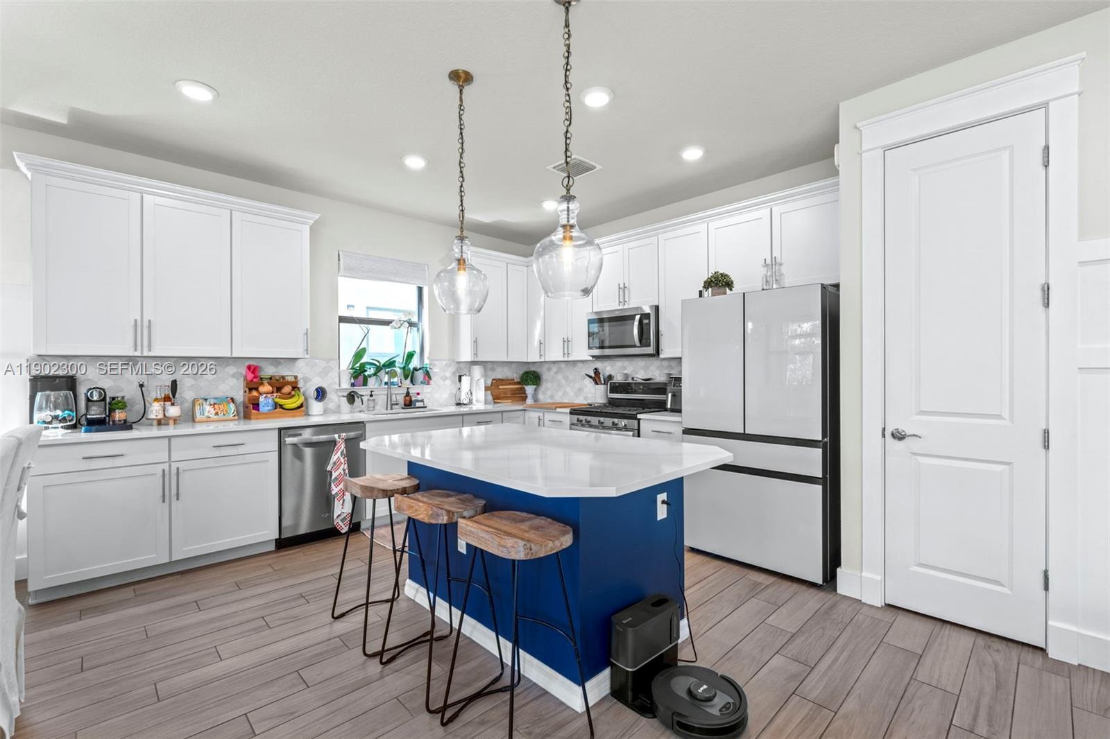 2434 Primrose Place