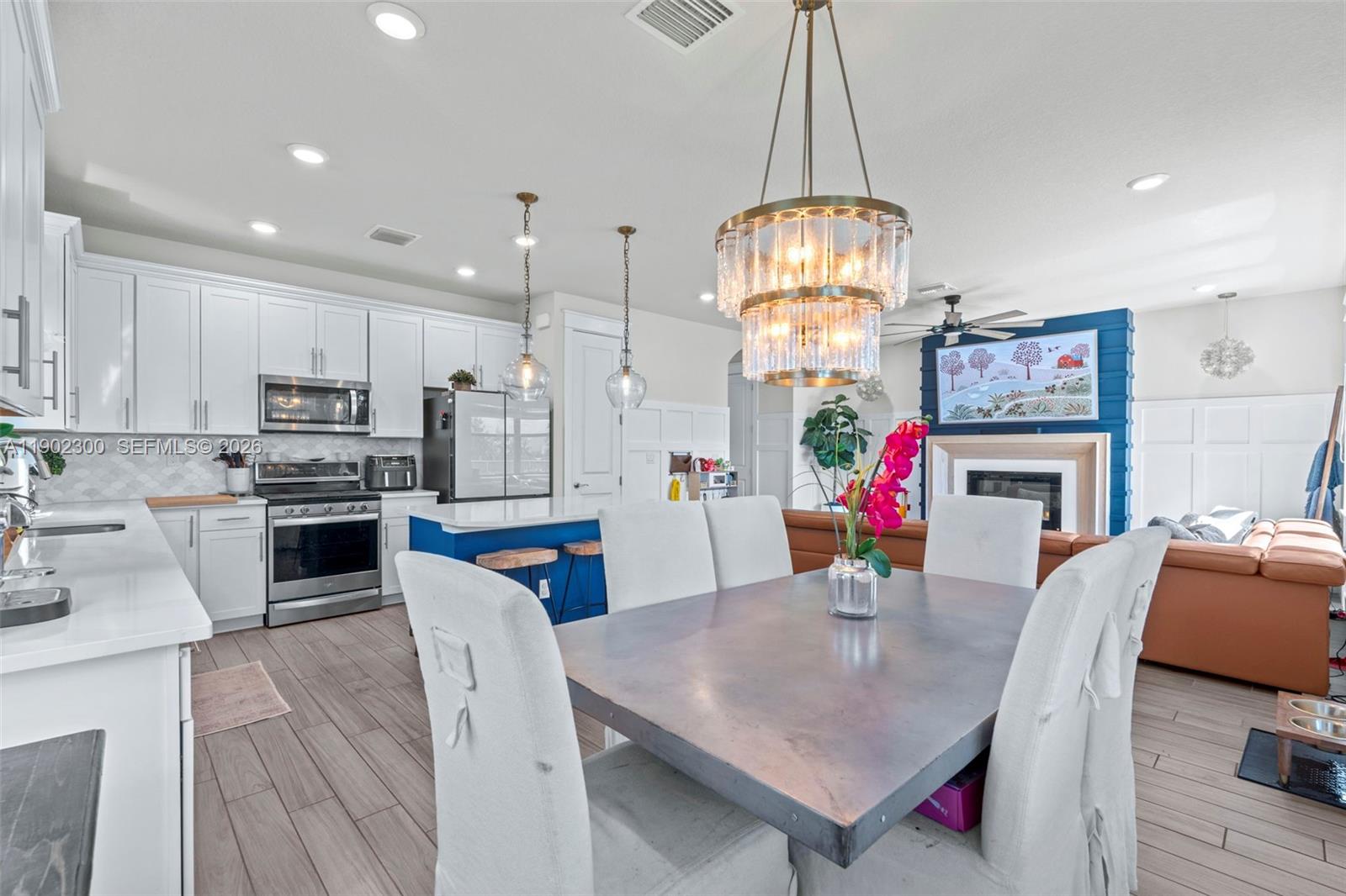 2434 Primrose Place