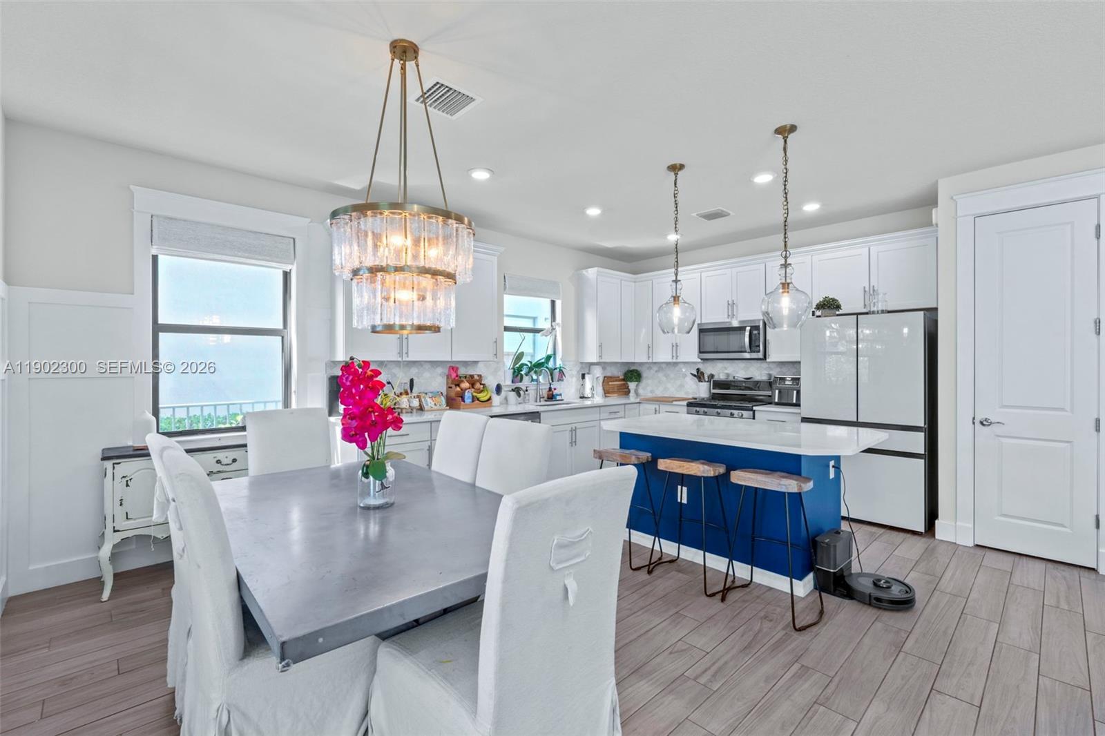 2434 Primrose Place