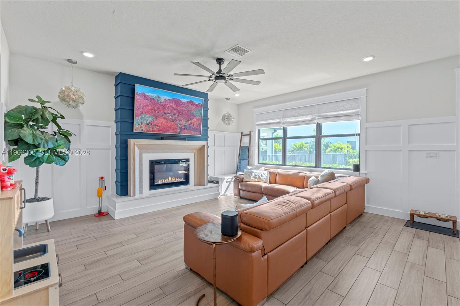 2434 Primrose Place