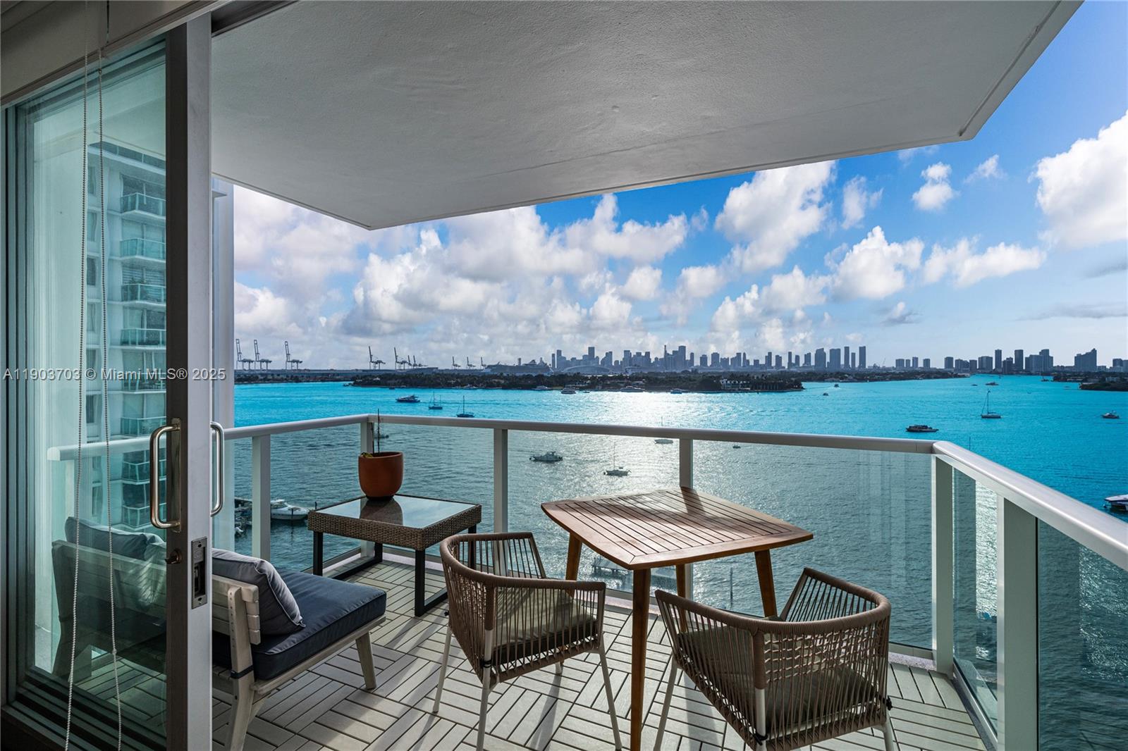 1000 West Ave # 1116