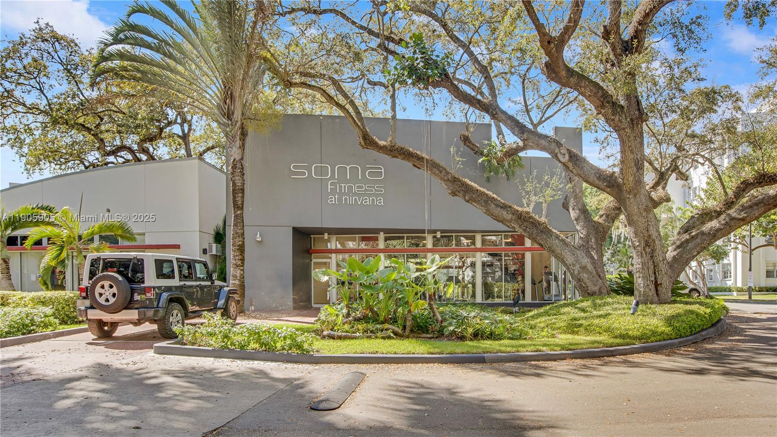 750 NE 64th St # B204