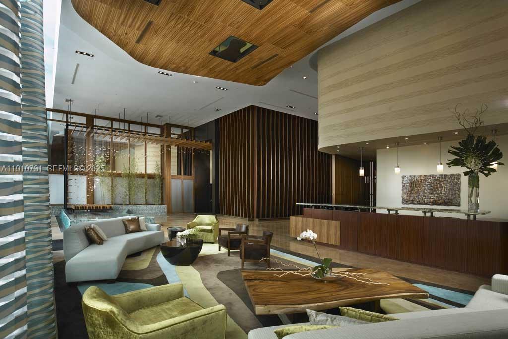 50 Biscayne Blvd # 2909