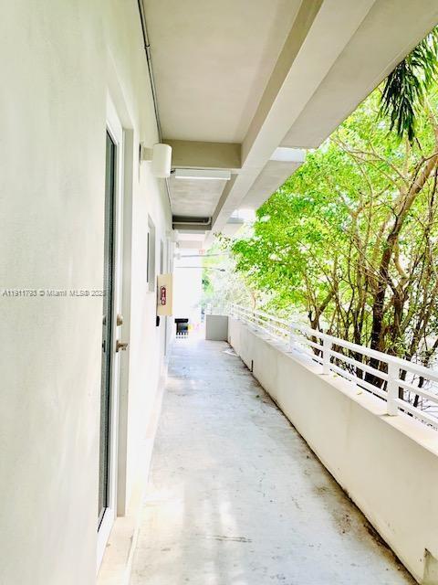 619 Meridian Ave # 4