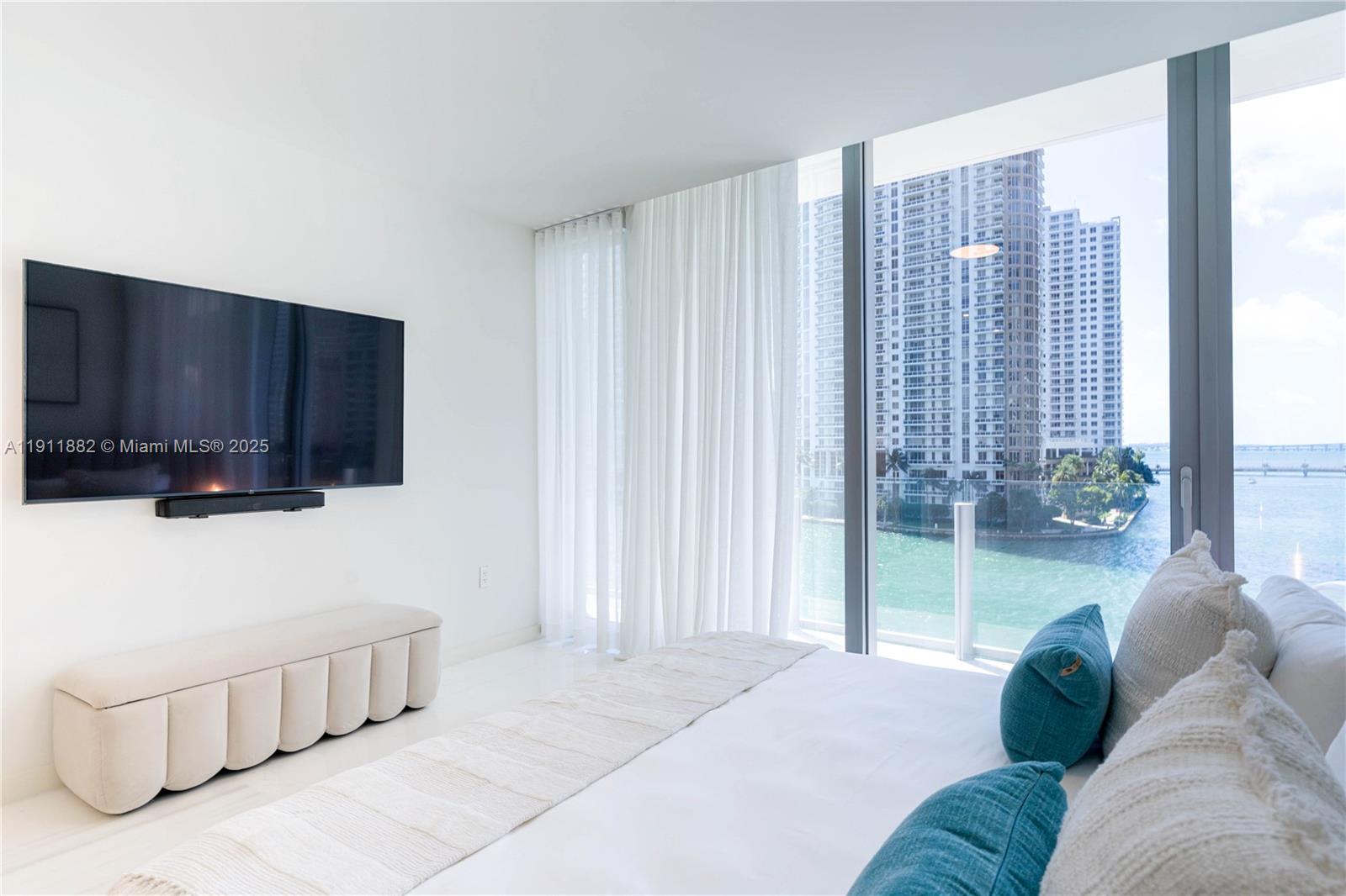 300 Biscayne Boulevard Way # 503C