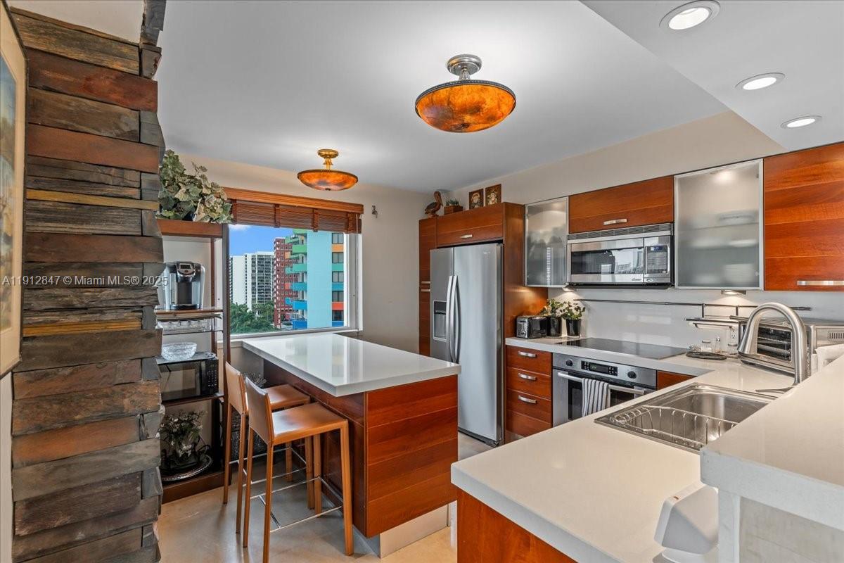 1627 Brickell Ave # 1401