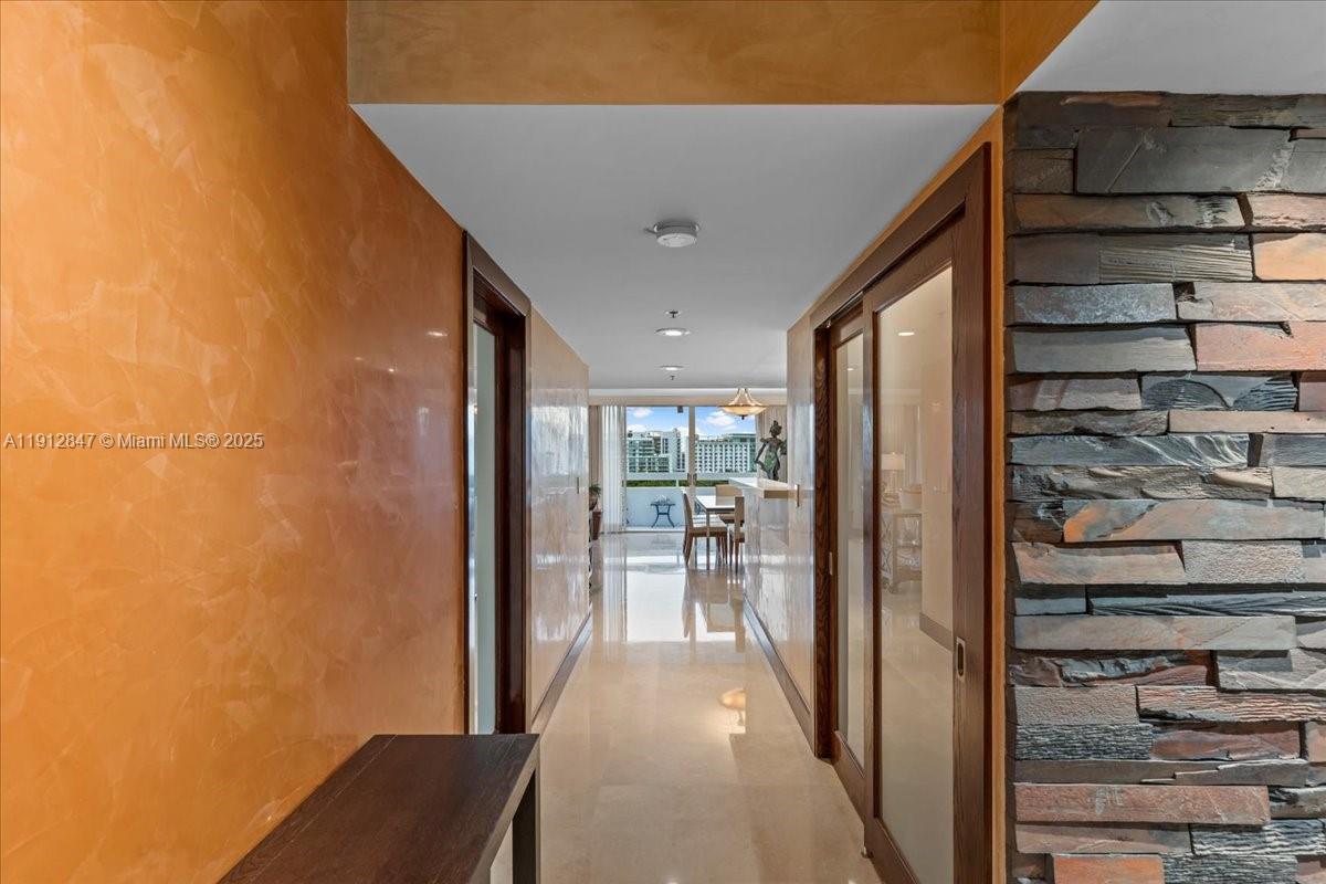 1627 Brickell Ave # 1401