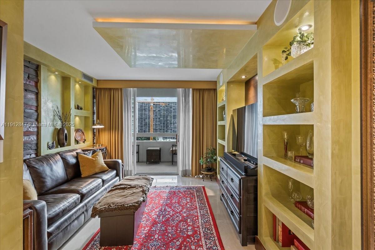 1627 Brickell Ave # 1401