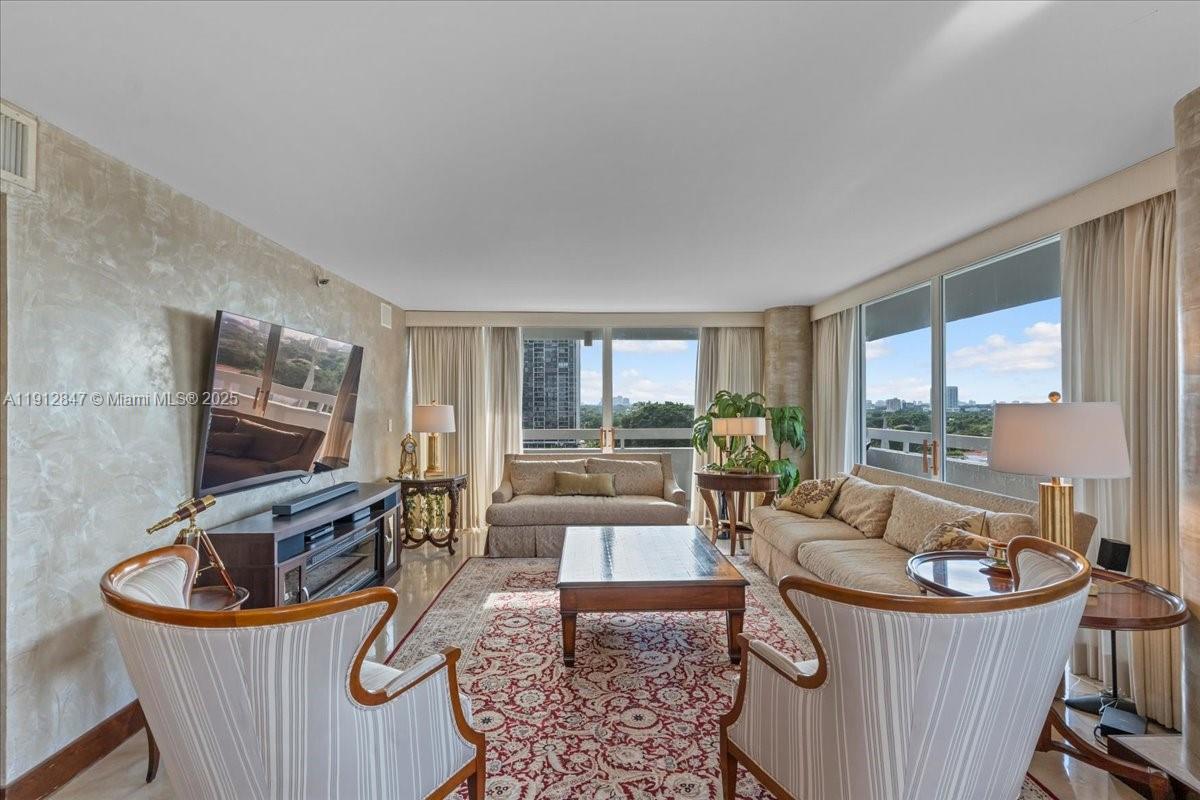 1627 Brickell Ave # 1401