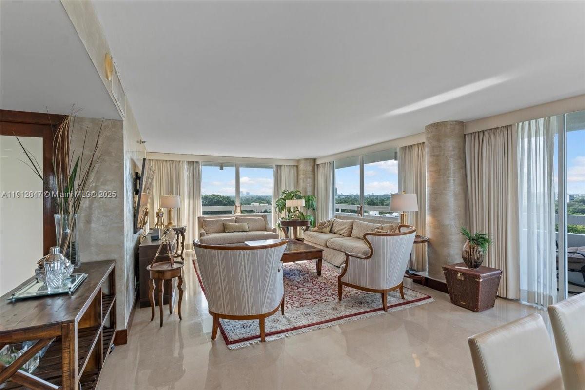 1627 Brickell Ave # 1401