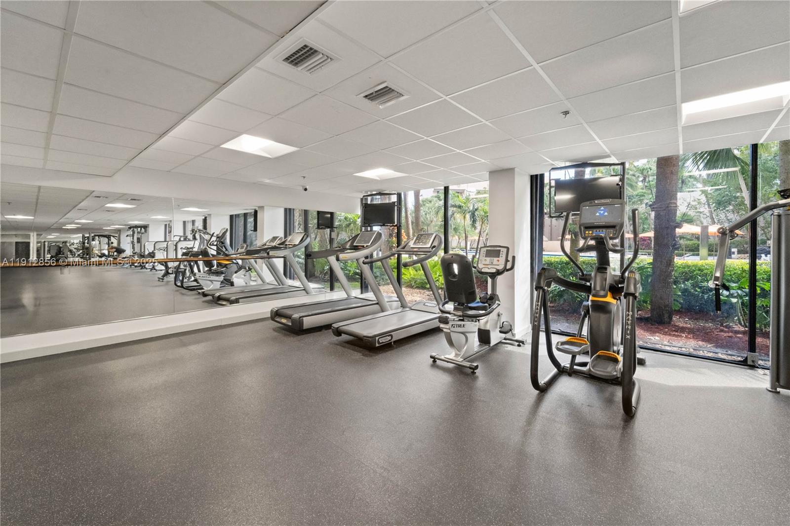 540 Brickell Key Dr # 1406