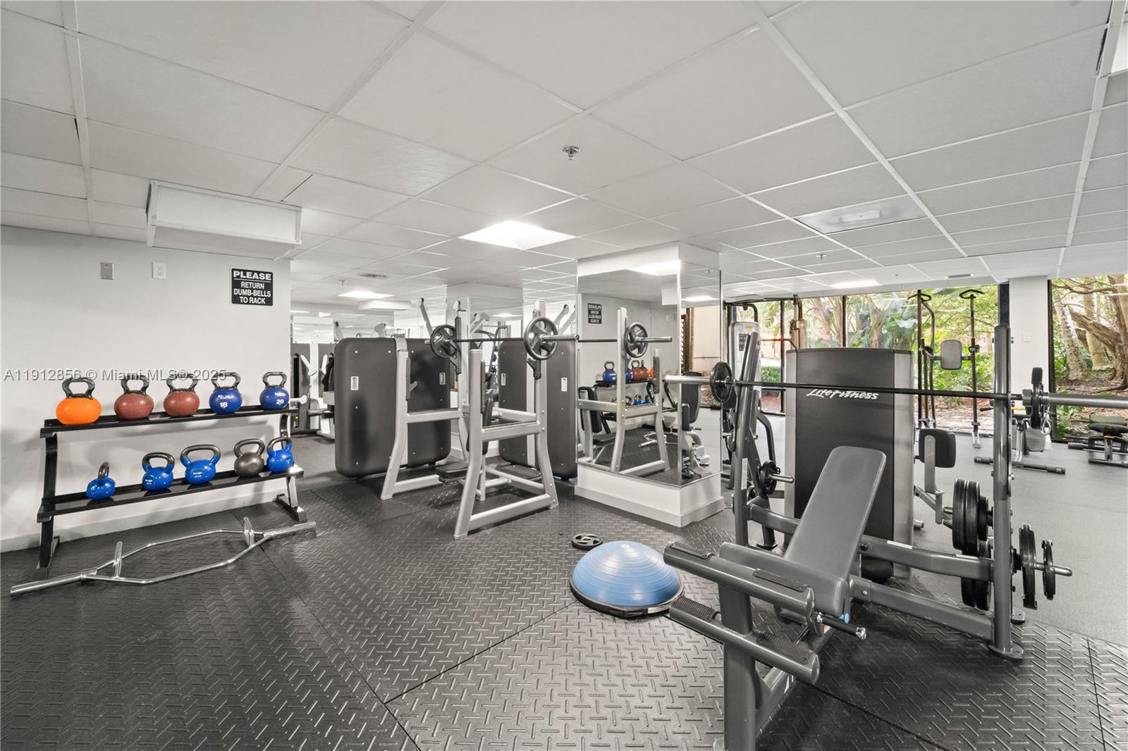 540 Brickell Key Dr # 1406