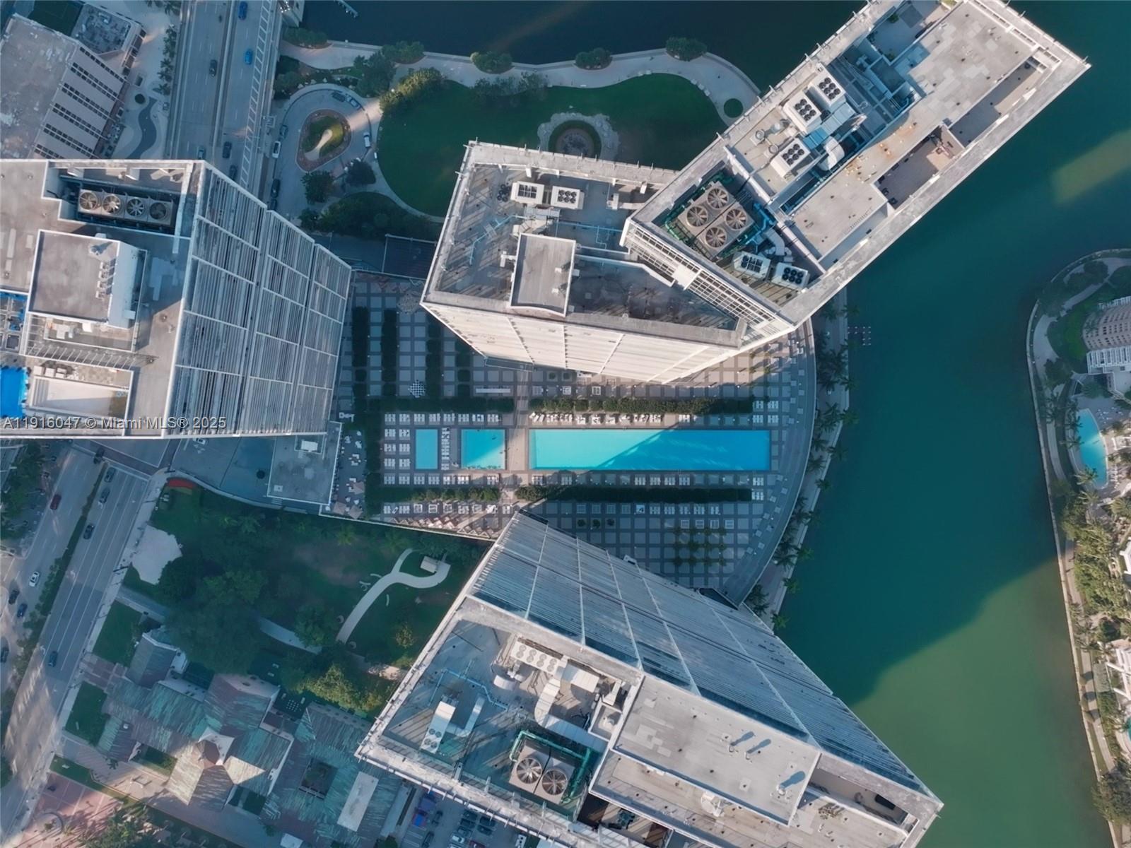 495 Brickell Ave # 3801