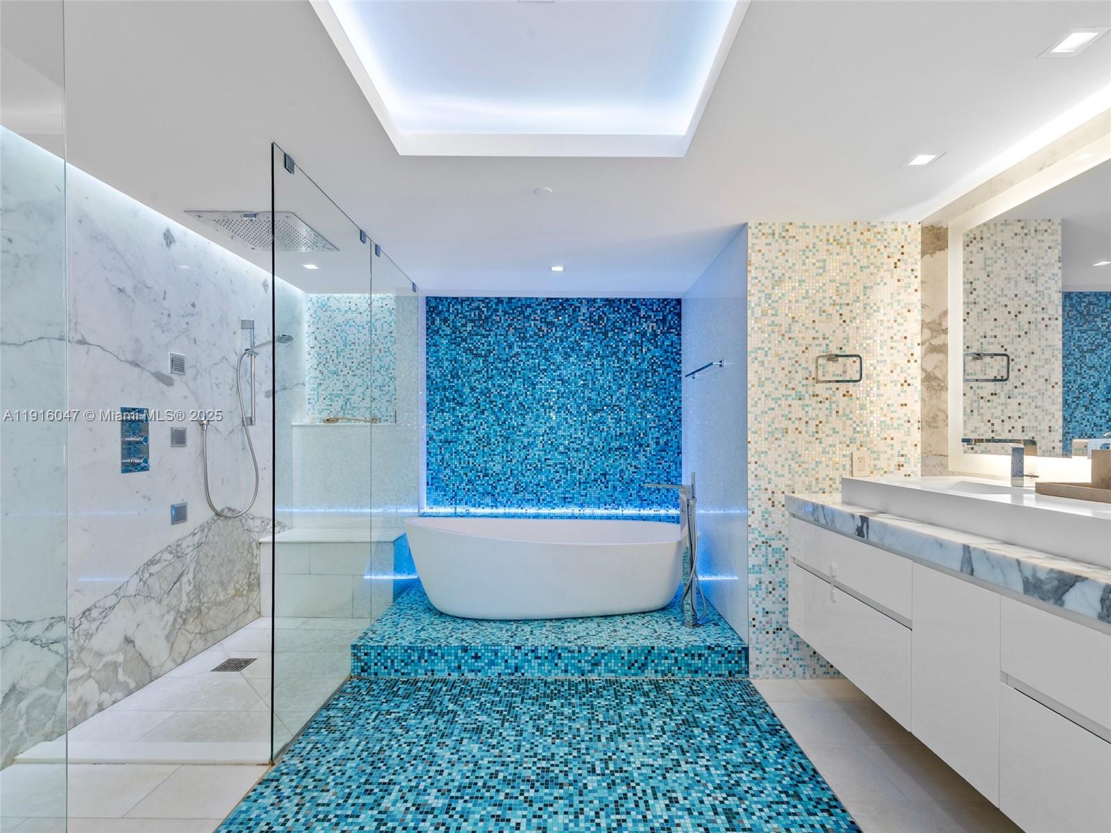 495 Brickell Ave # 3801