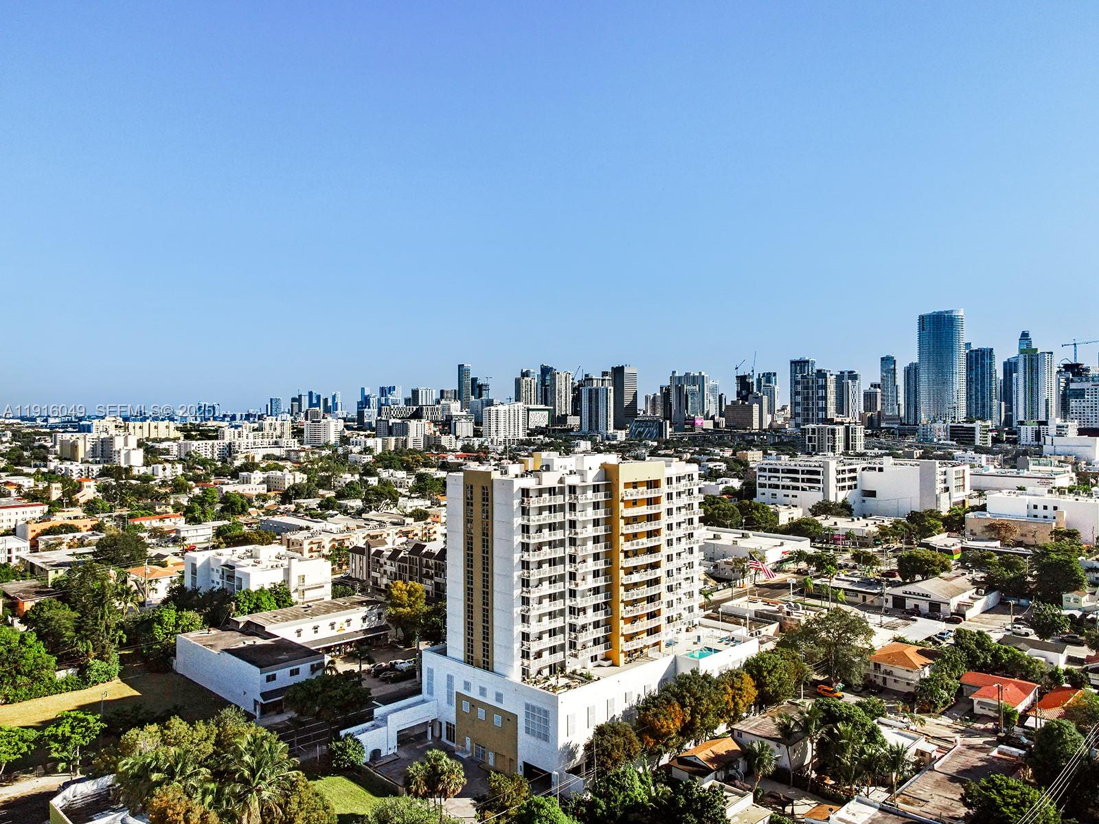 900 SW 8th Street 1208