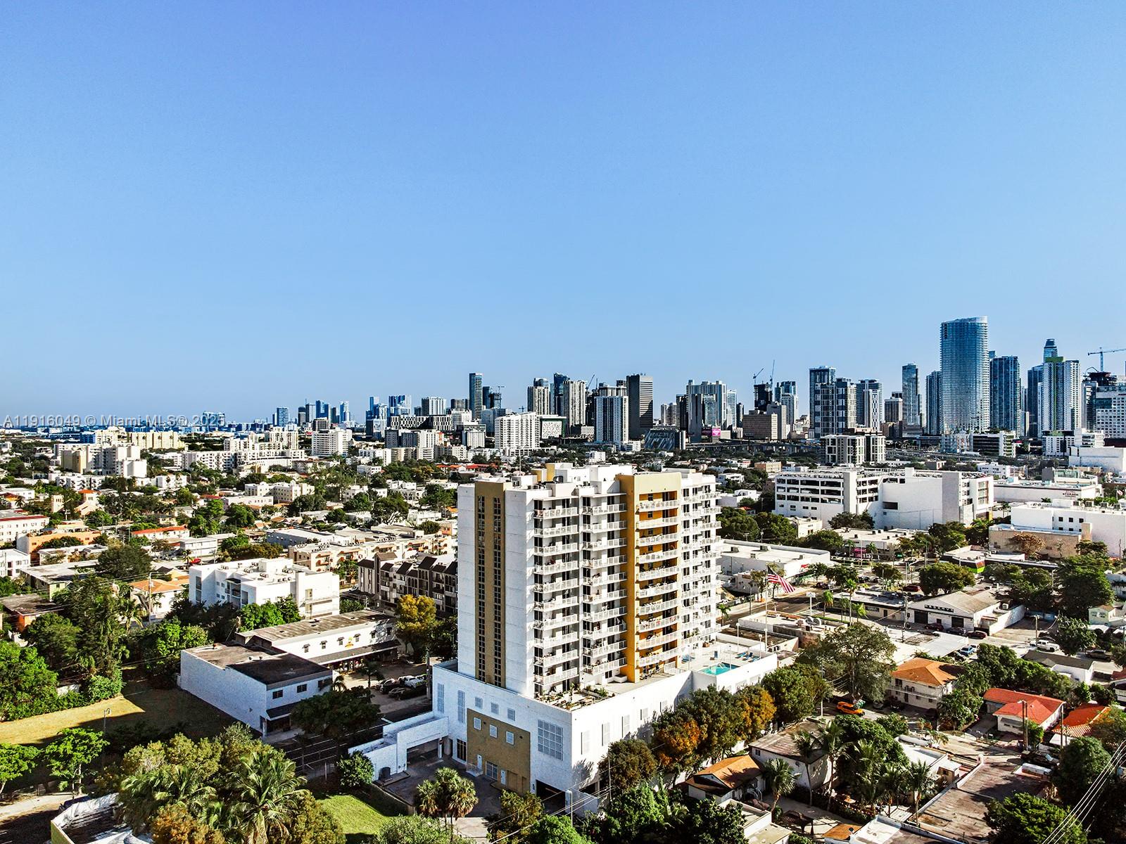 900 SW 8th St # 1208