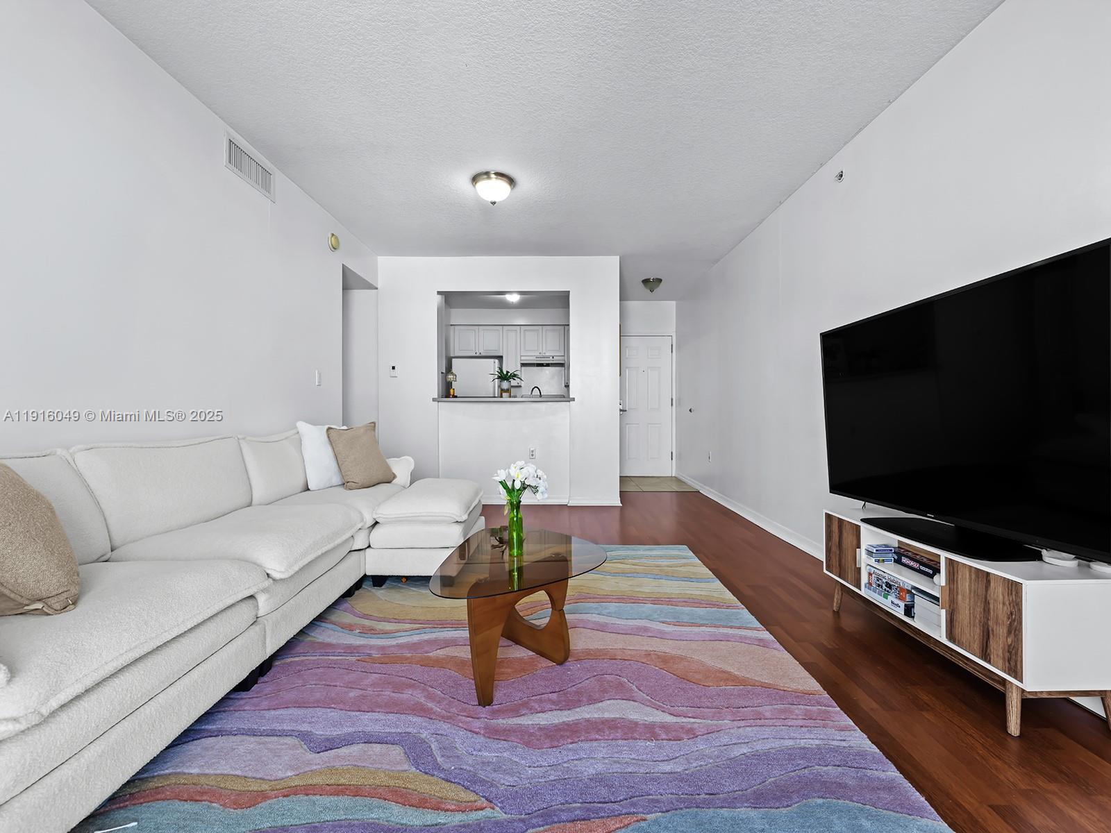 900 SW 8th St # 1208