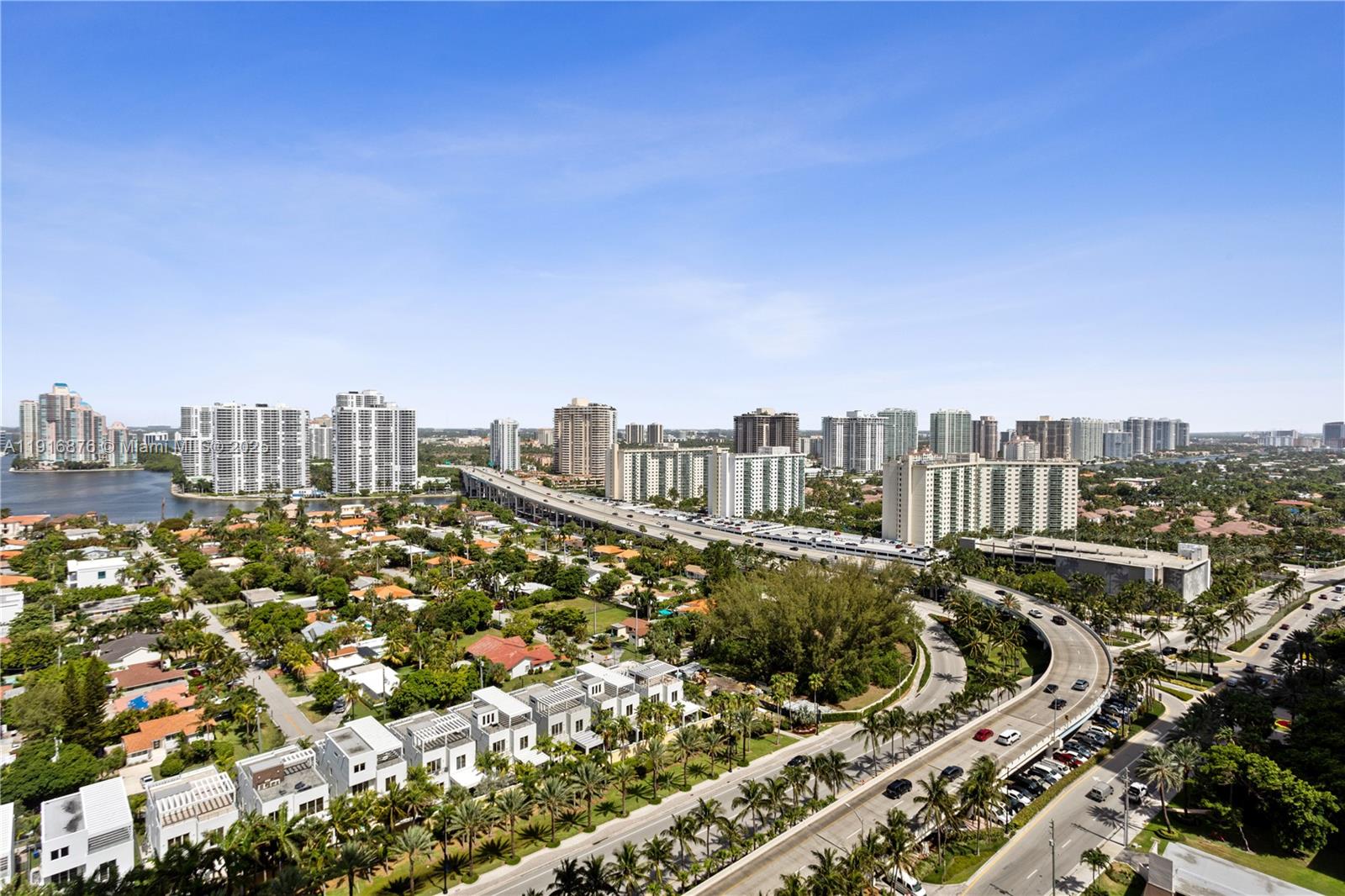 18975 Collins Ave # 1905