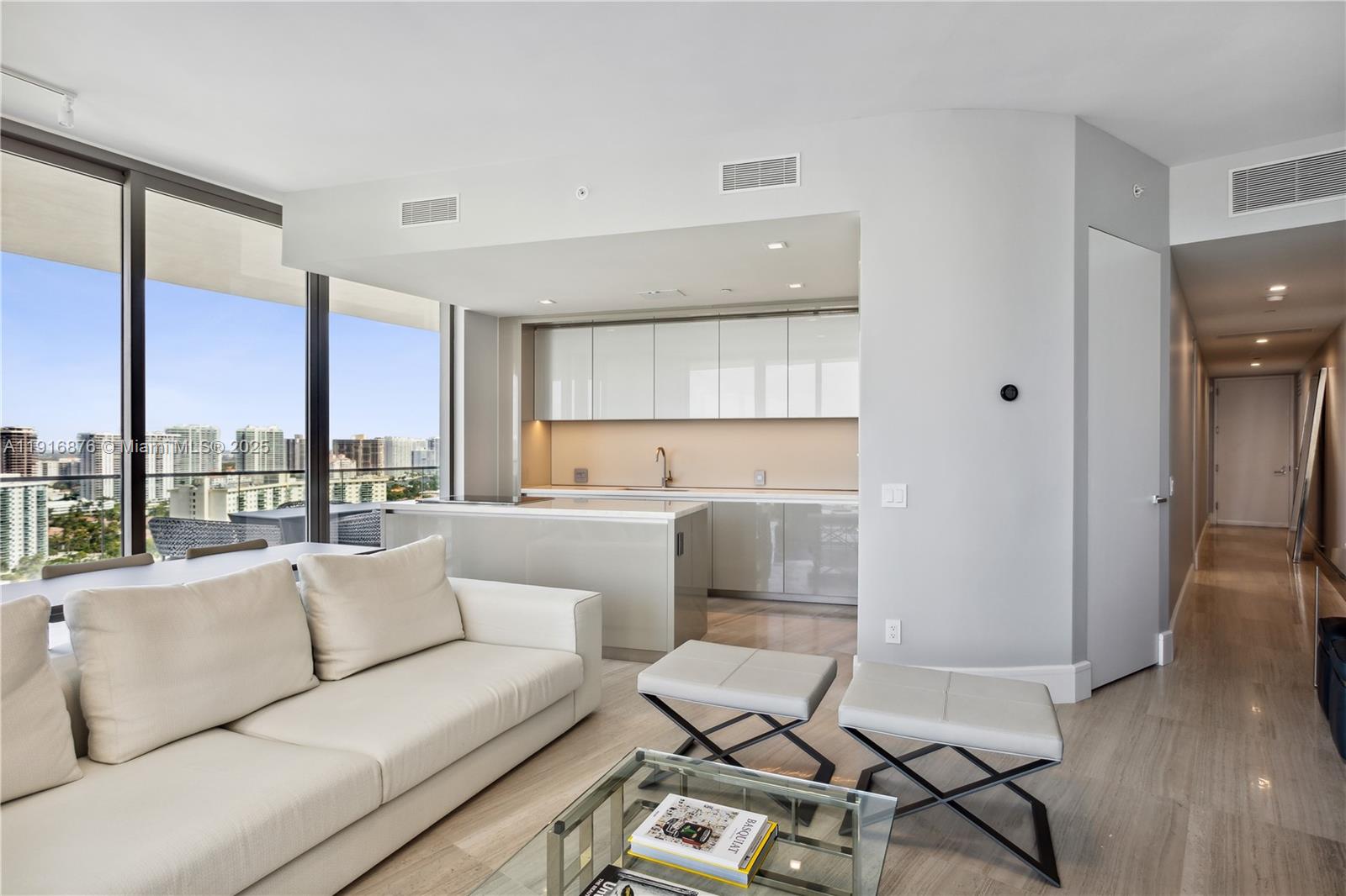 18975 Collins Ave # 1905