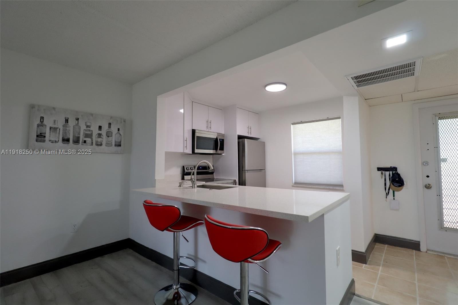 9300 Lime Bay Blvd # 102