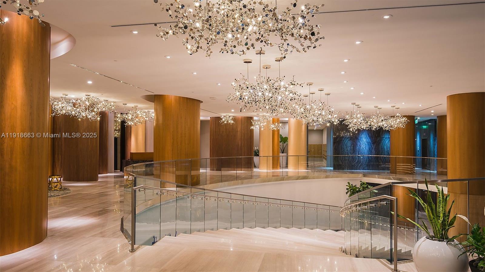 488 NE 18th St # 4610