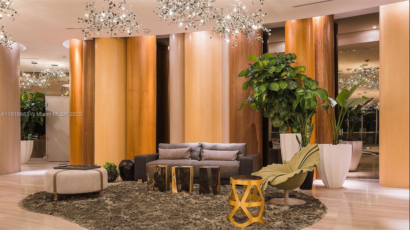 488 NE 18th St # 4610