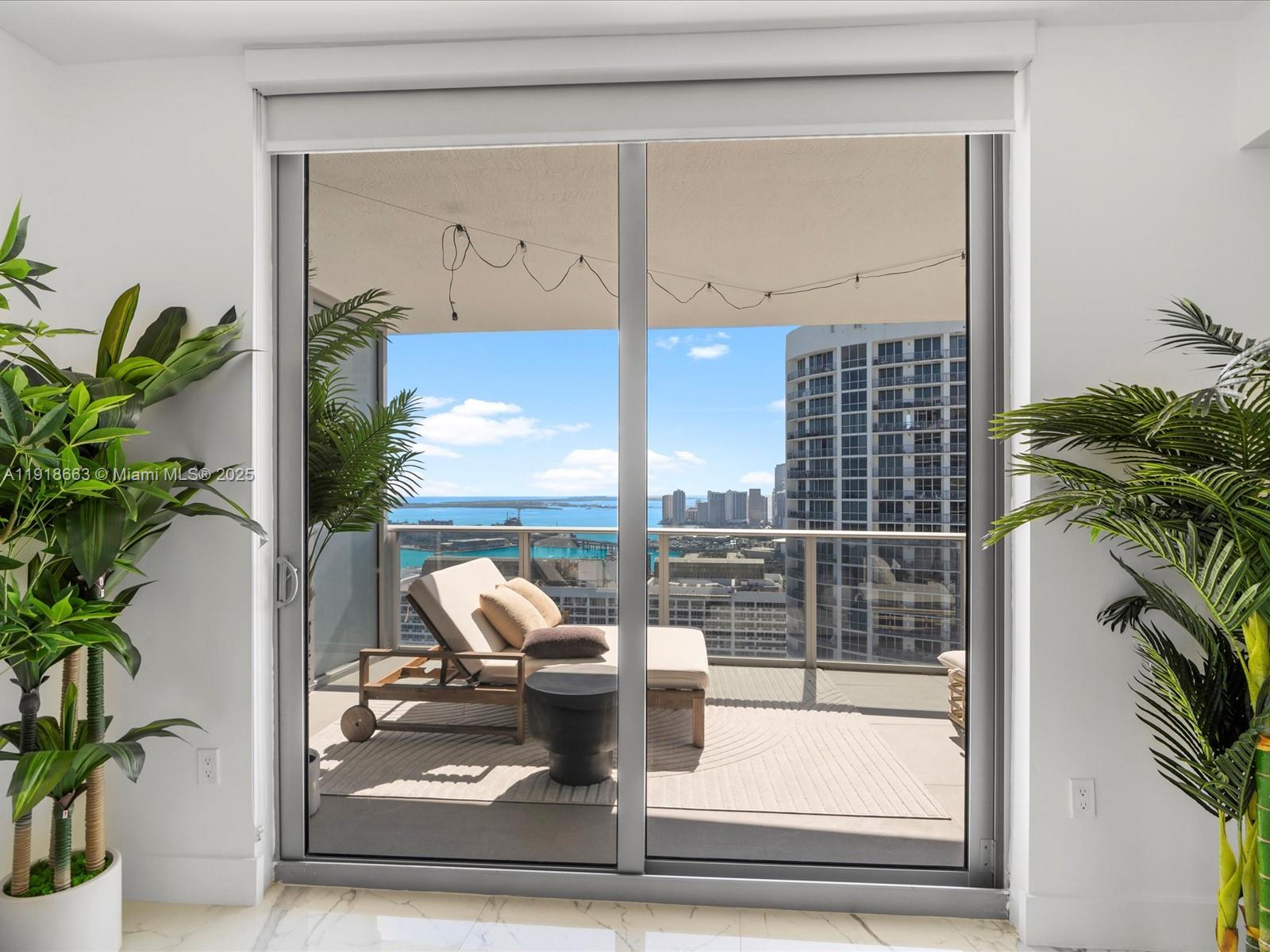 488 NE 18th St # 4610