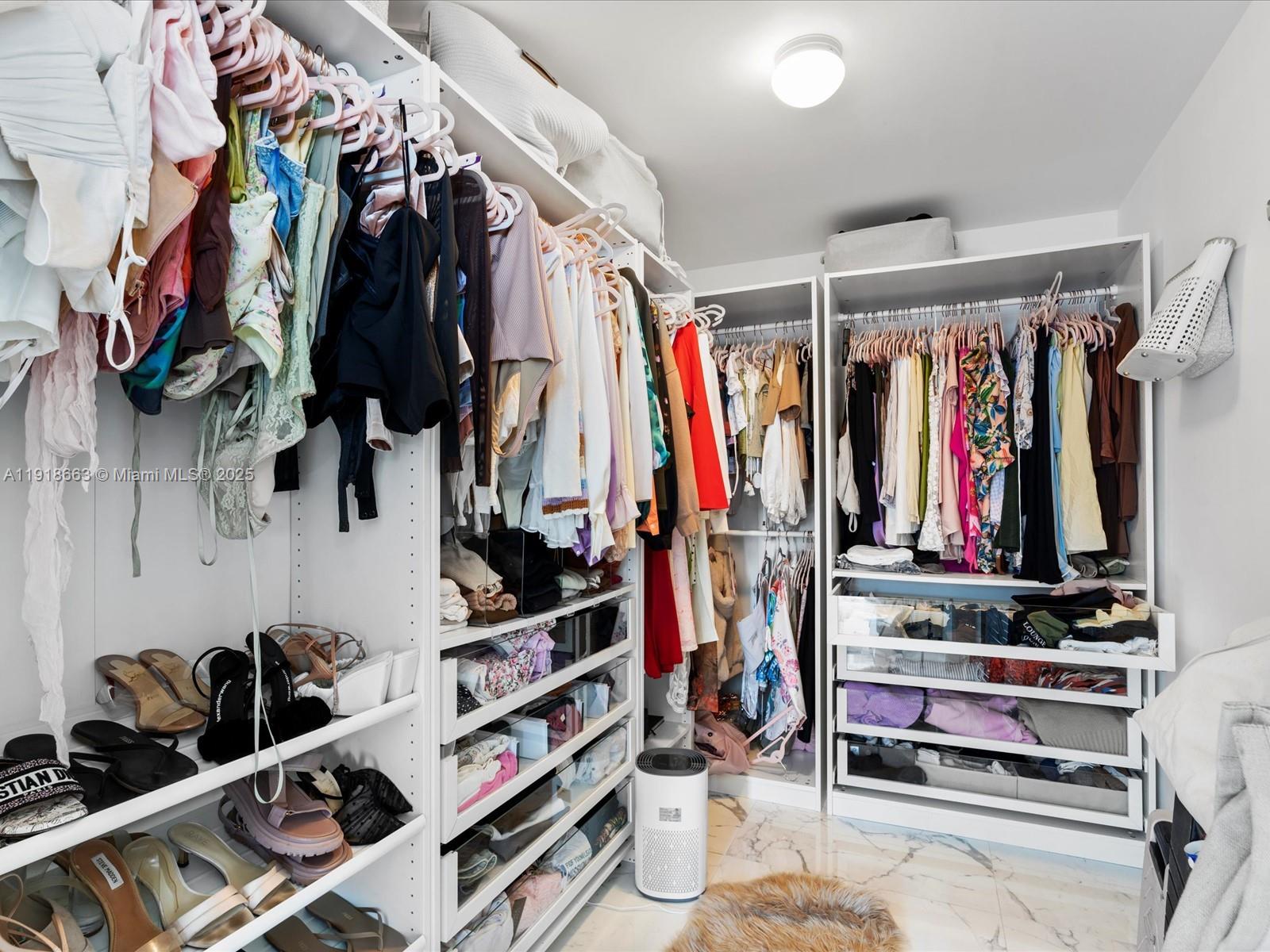 488 NE 18th St # 4610