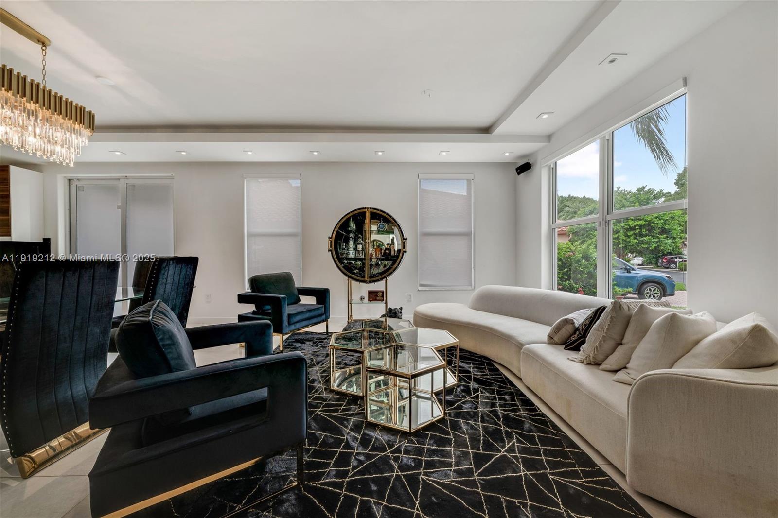 10629 NW 54th St # 10629