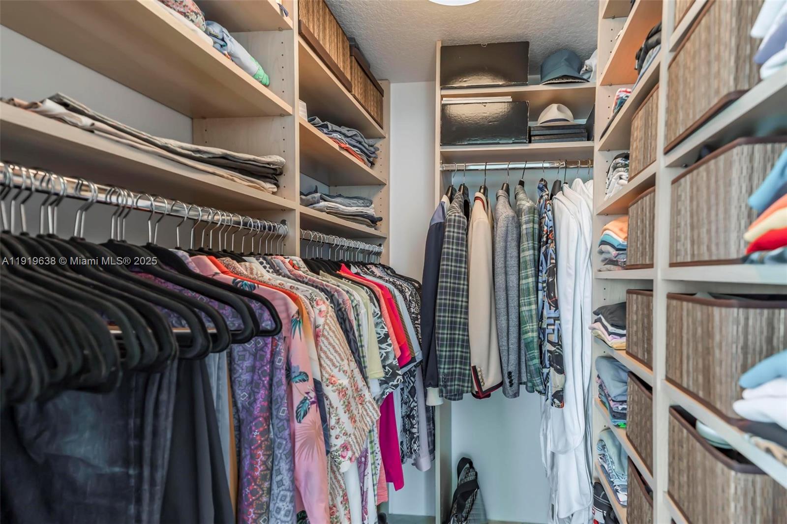 7600 Collins Ave # 1012