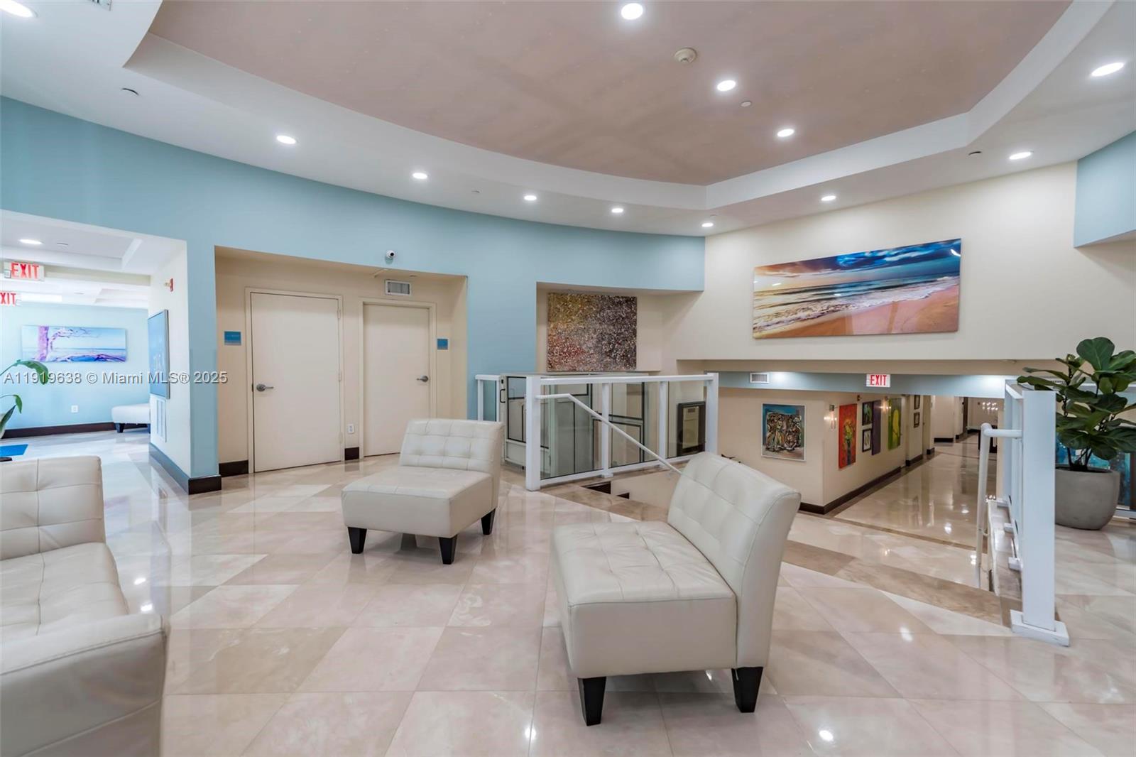 7600 Collins Ave # 1012