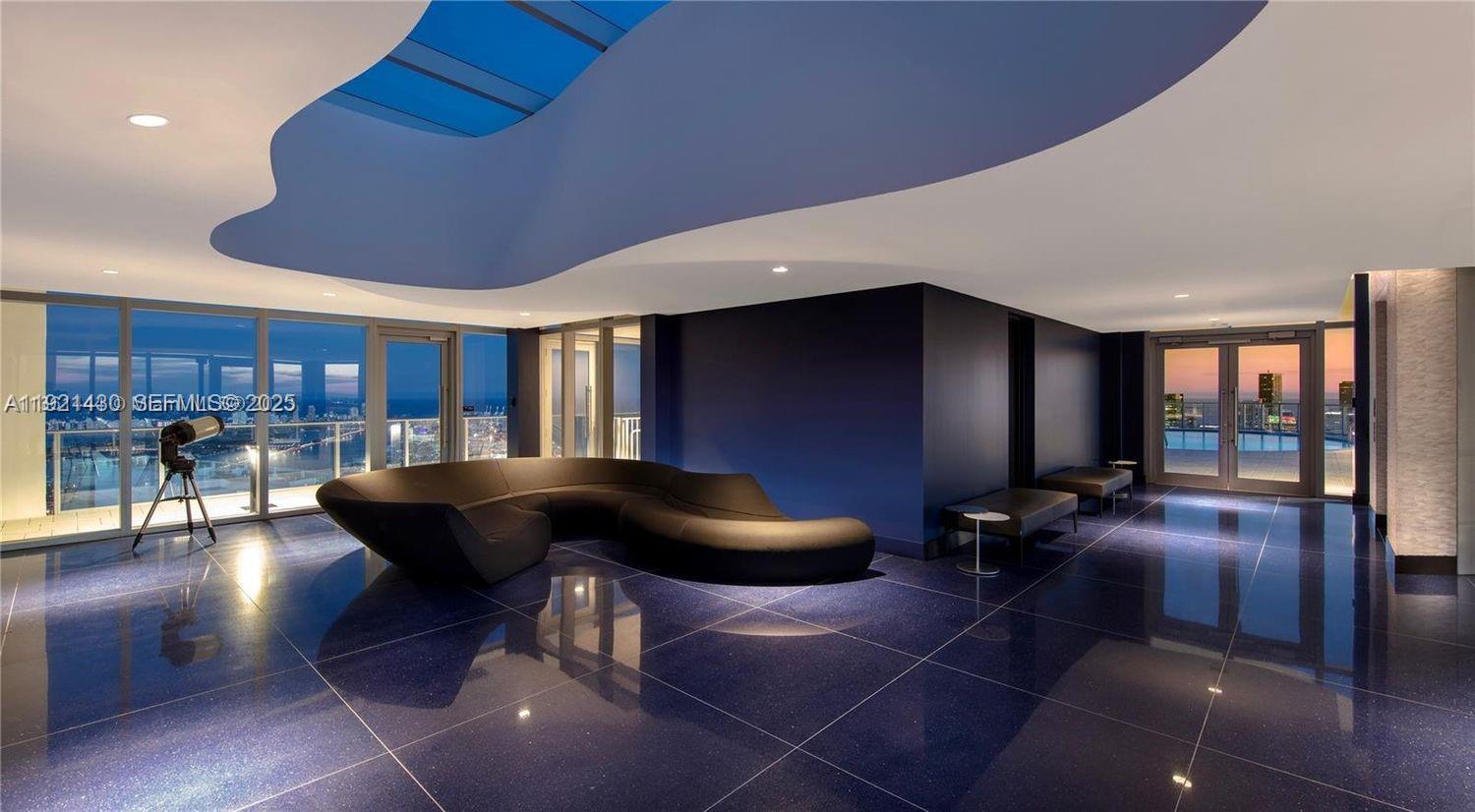 851 NE 1st Ave # 4009