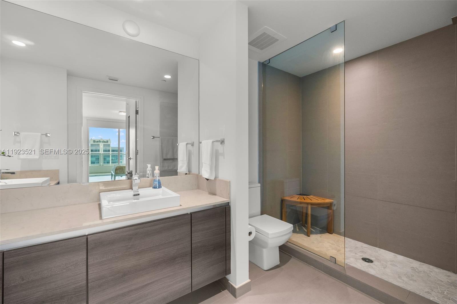 1080 Brickell Ave # 3602