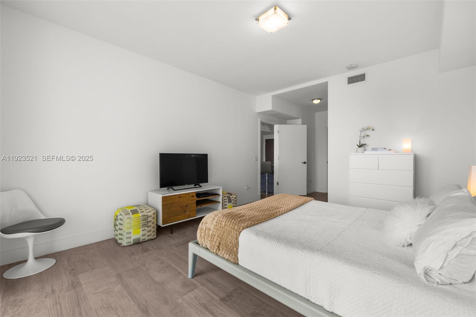 1080 Brickell Ave # 3602