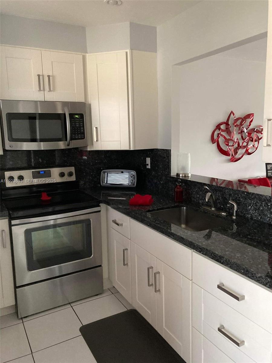 4341 NW 16th St # 308