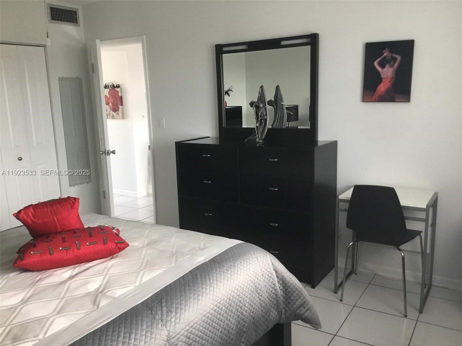 4341 NW 16th St # 308