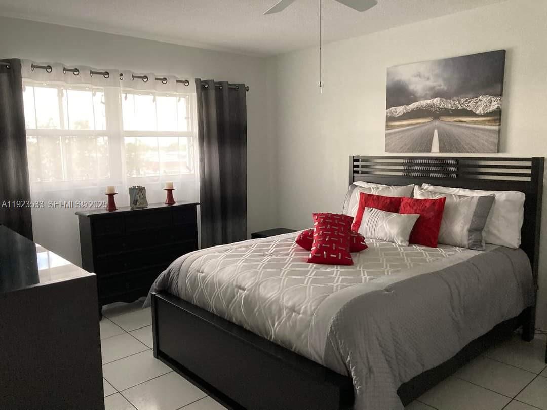 4341 NW 16th St # 308