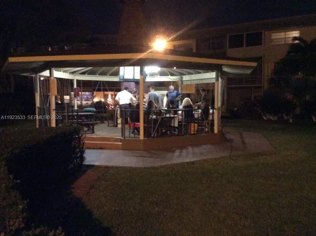 4341 NW 16th St # 308