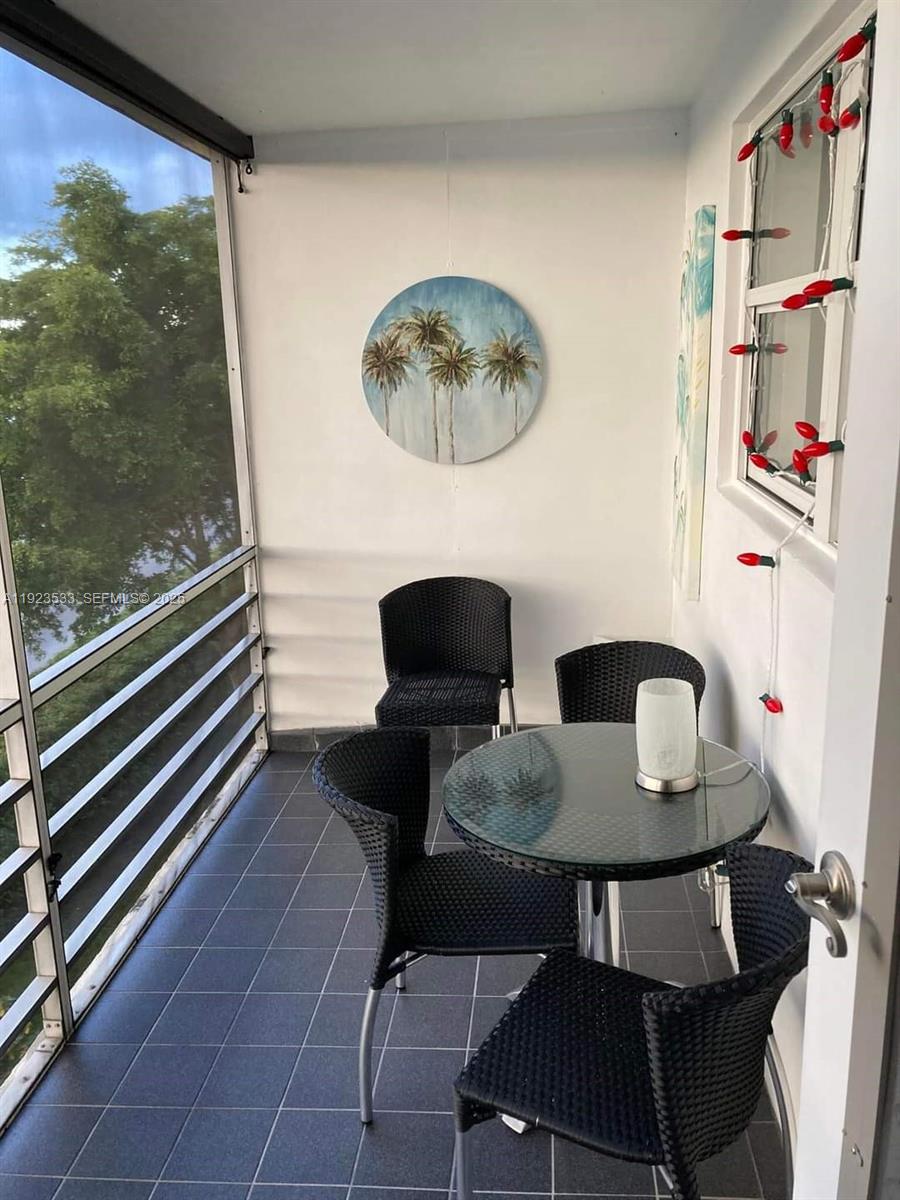 4341 NW 16th St # 308