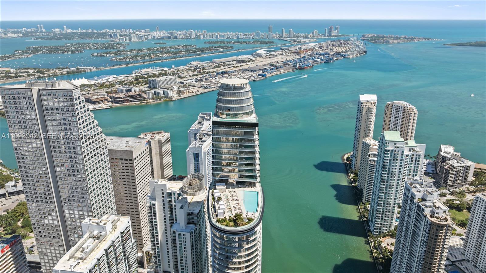 300 Biscayne Boulevard Way # 1106E