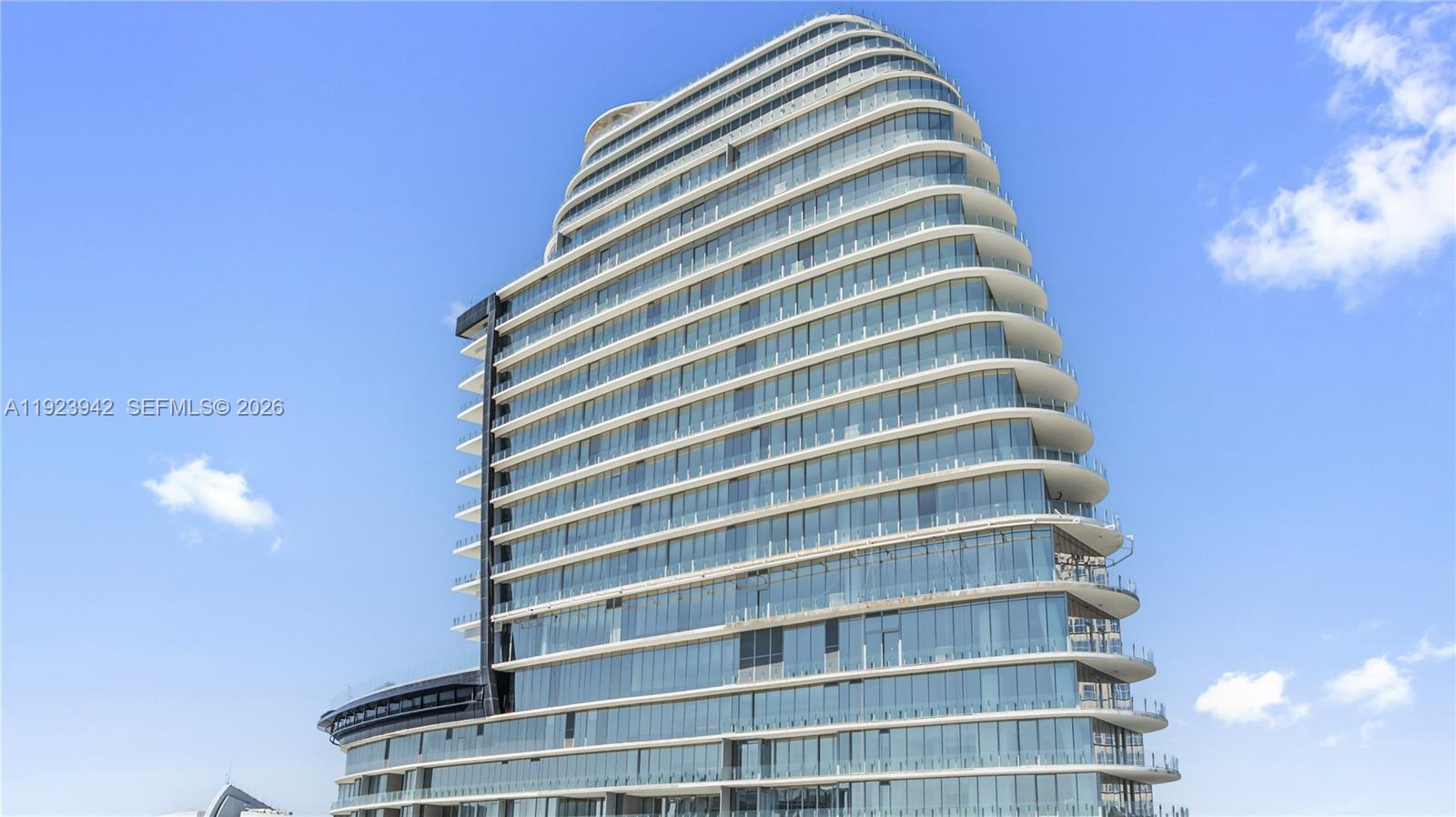 300 Biscayne Boulevard Way # 1106E