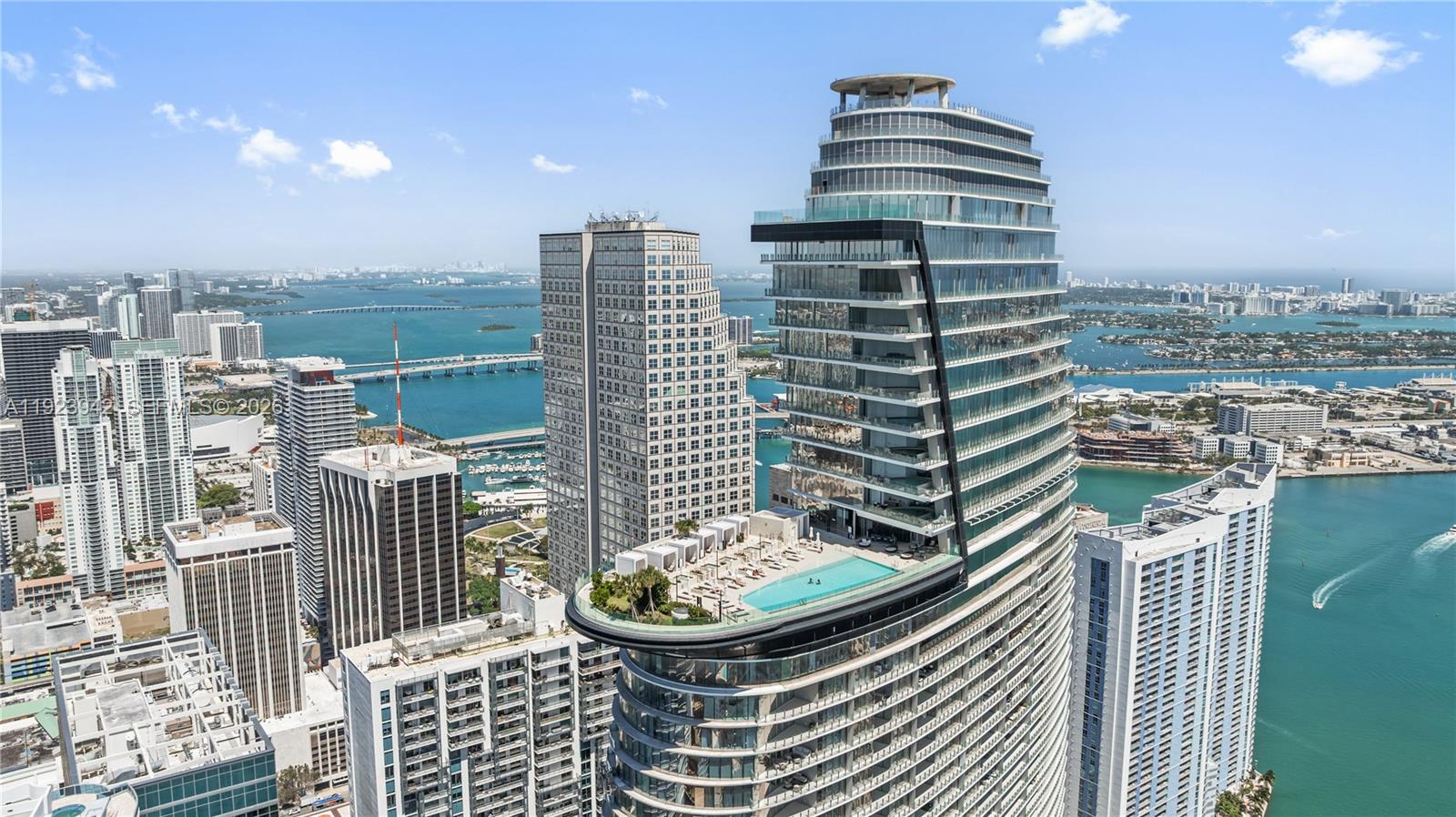 300 Biscayne Boulevard Way # 1106E